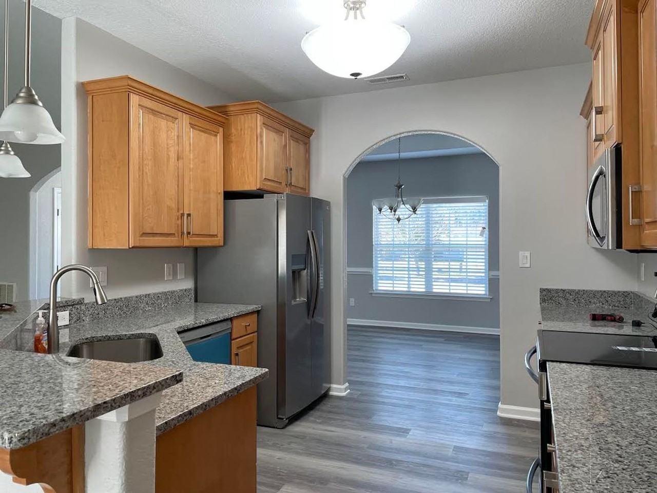 2000 Breck Ave - Photo 7 of 28