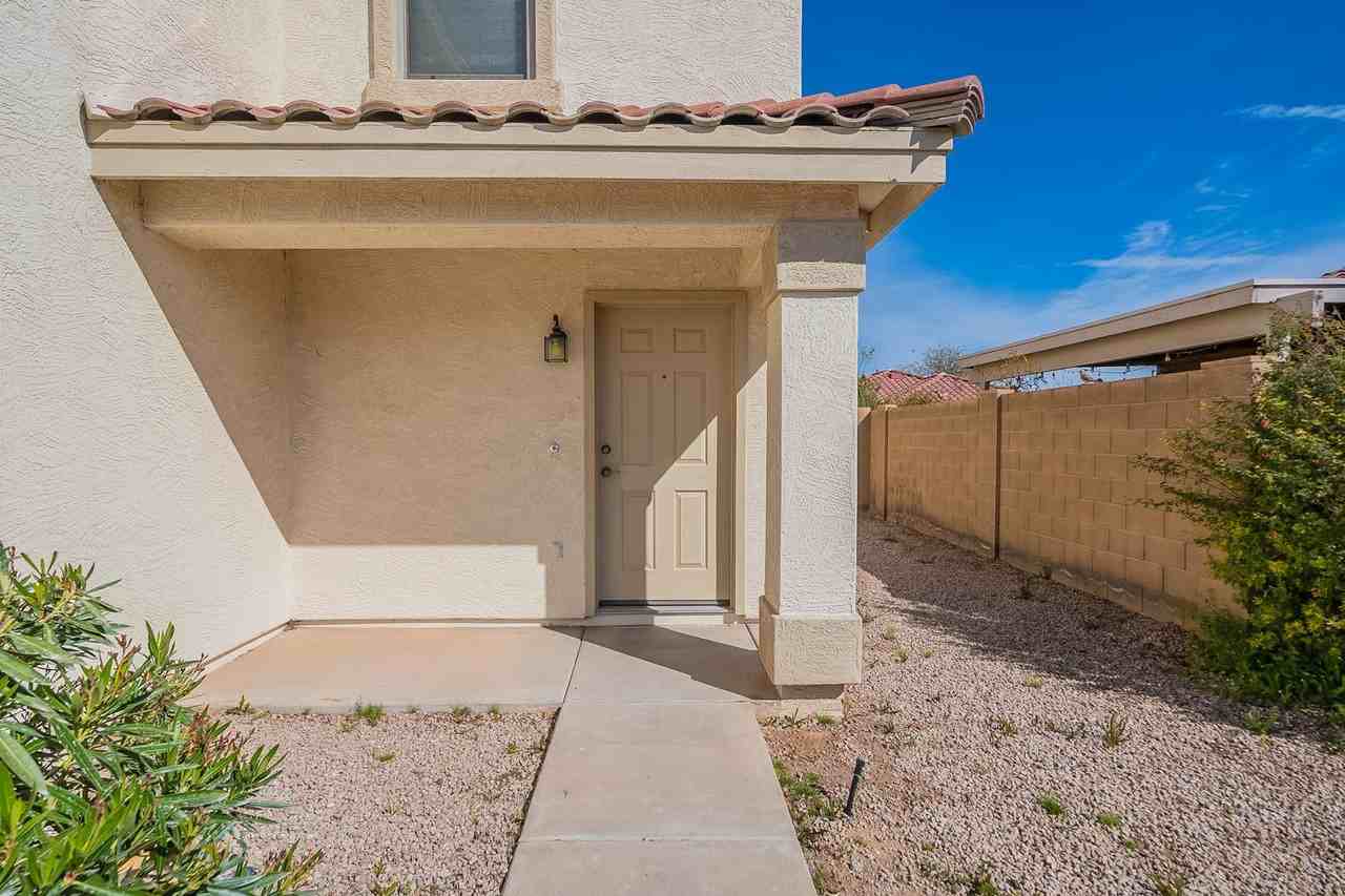 2420 E Gleneagle Dr - Photo 4 of 37