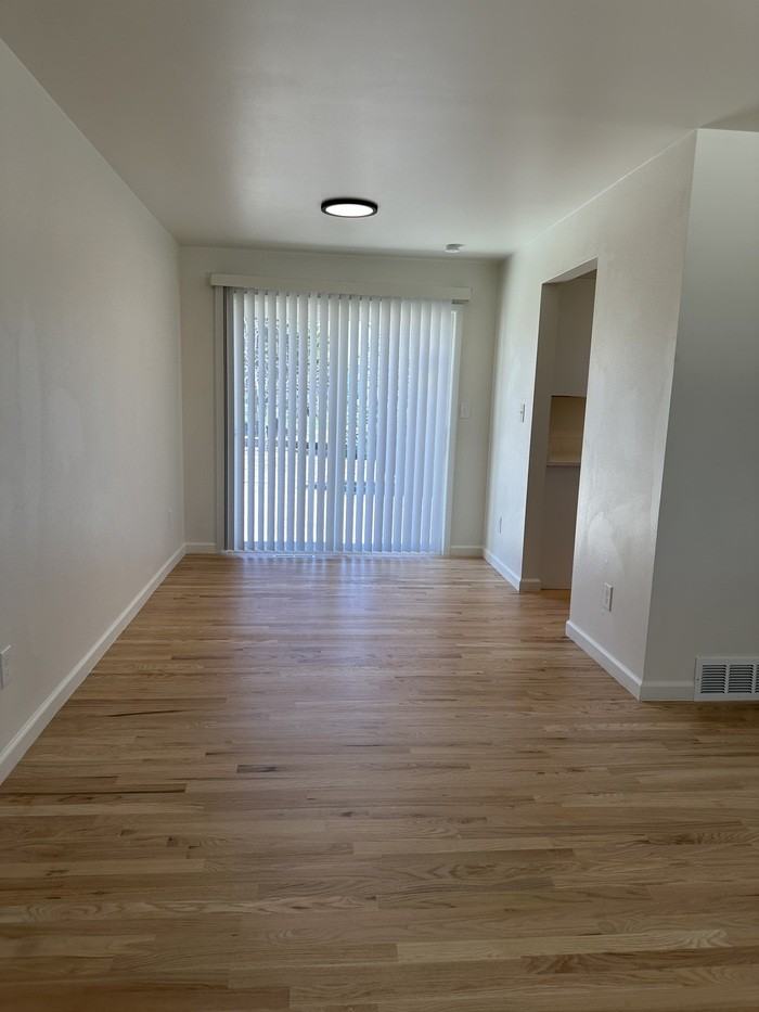 4632 Ashfield Dr - Photo 3 of 28