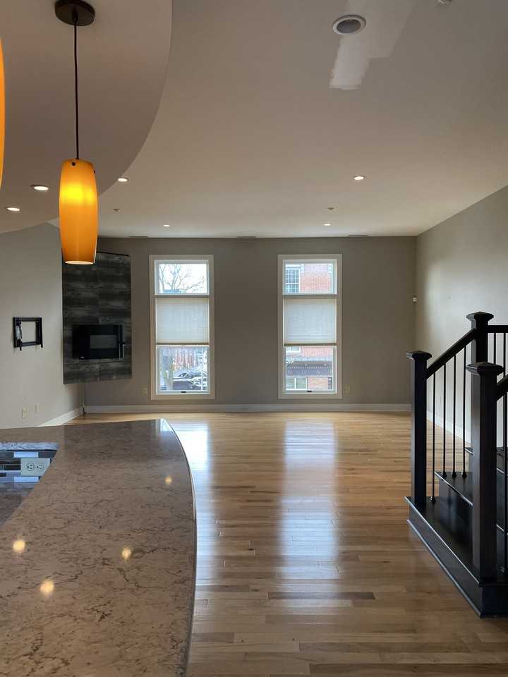 111 N Walnut St #111 - Photo 3 of 11