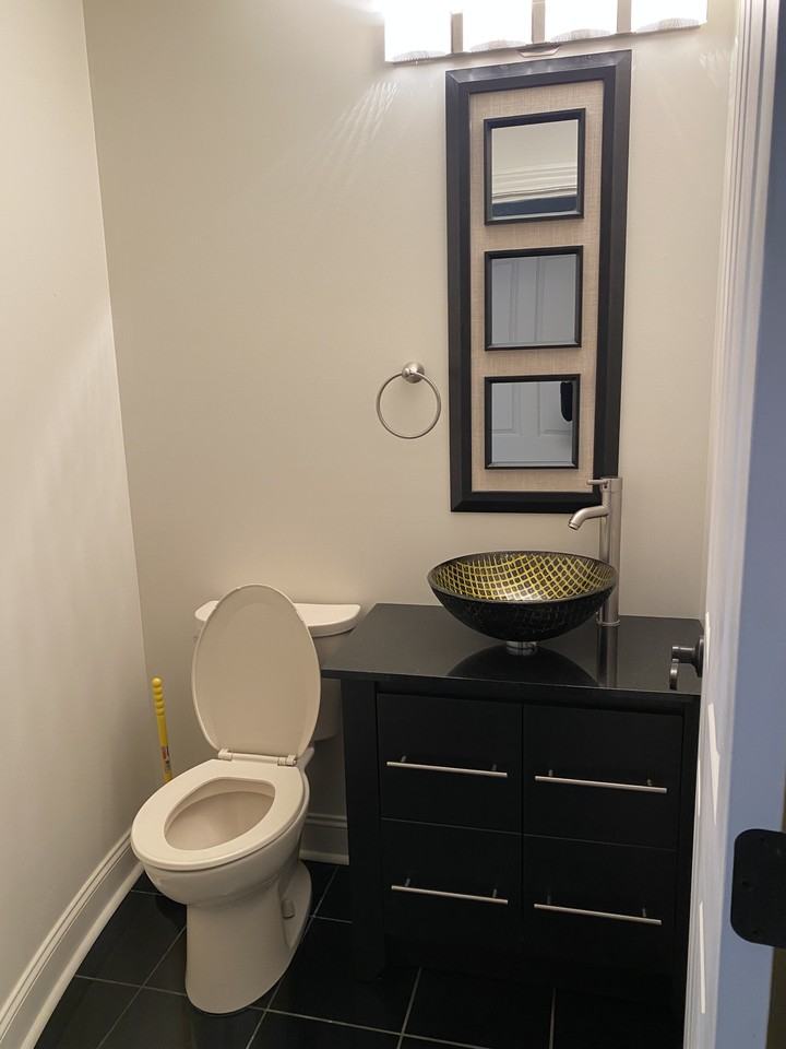 111 N Walnut St #111 - Photo 6 of 11