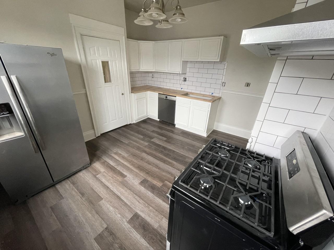 2437 S Howell Ave #2ndFL - Photo 3 of 11