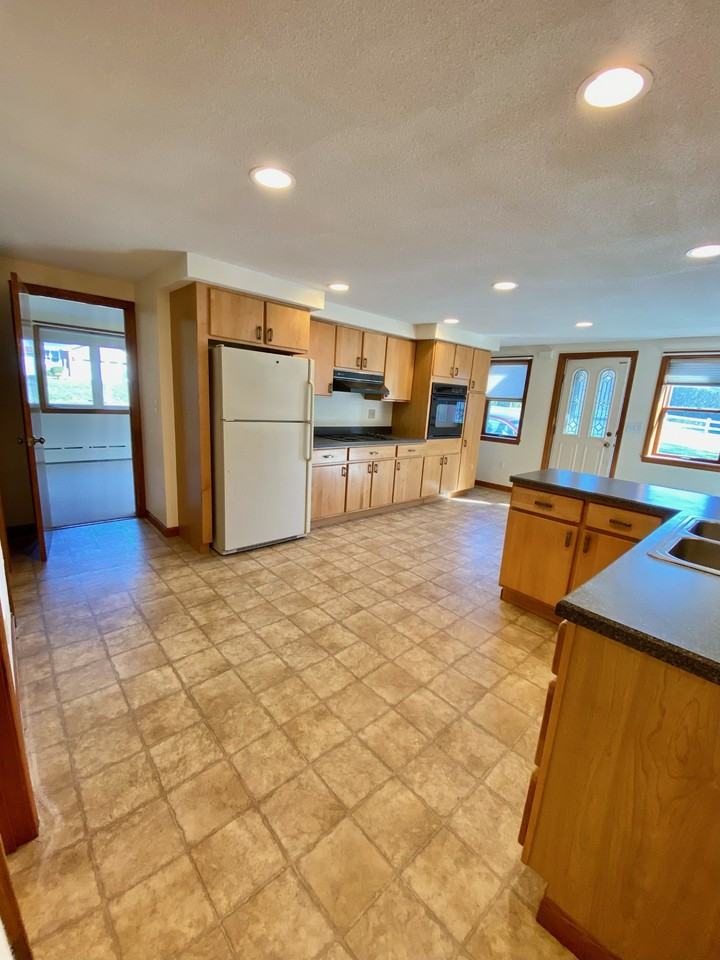 545 Thompsonville Rd #A - Photo 2 of 10