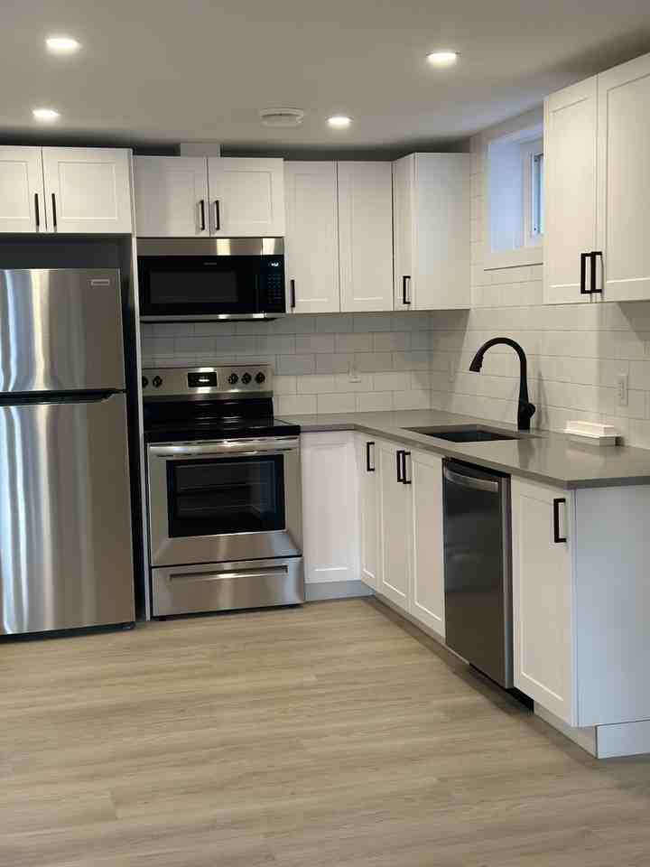 10177 89 Street Northwest - Photo 2 of 8