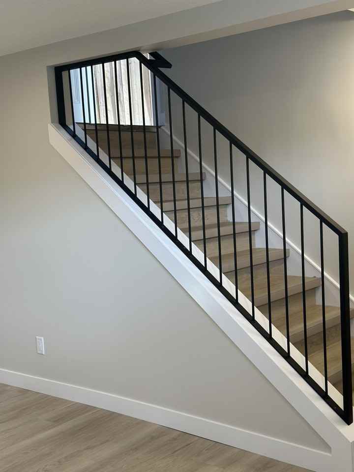 10177 89 Street Northwest - Photo 7 of 8