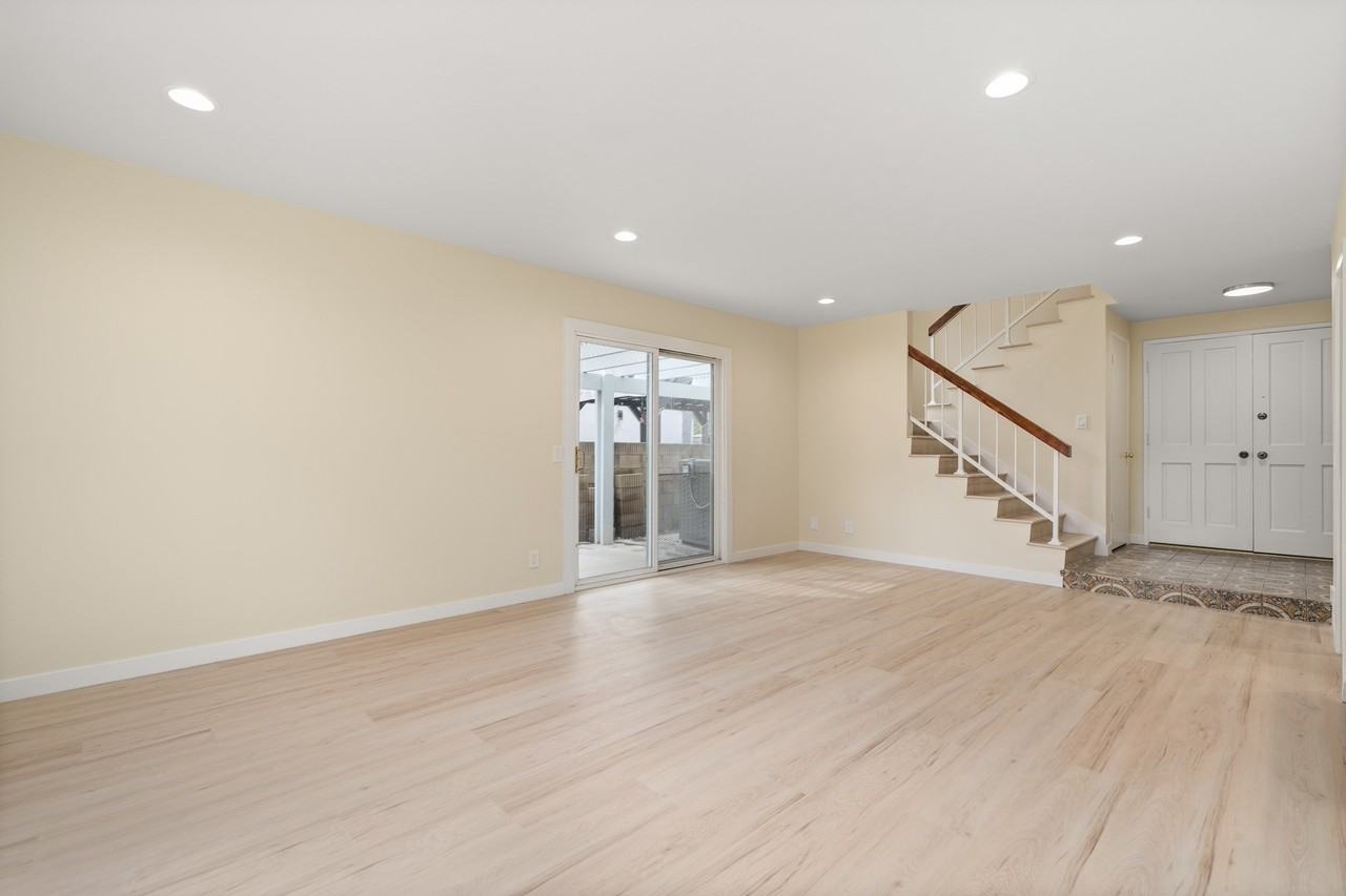 306 Dolores Cir #1 - Photo 4 of 50