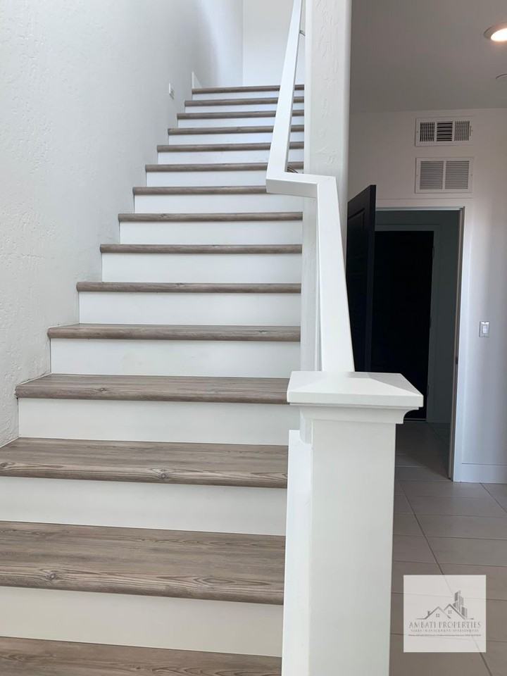 490 W Mahogany Ln - Photo 3 of 47