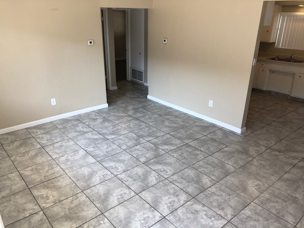 2501 Bishop Drive - Photo 2 of 5
