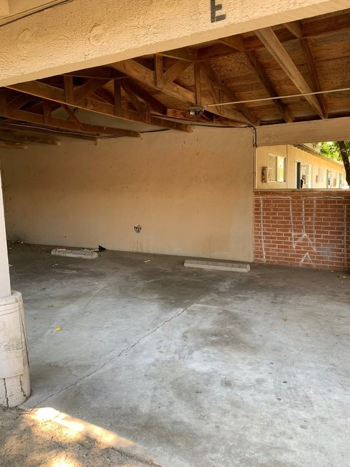 2235 - Photo 2 of 16