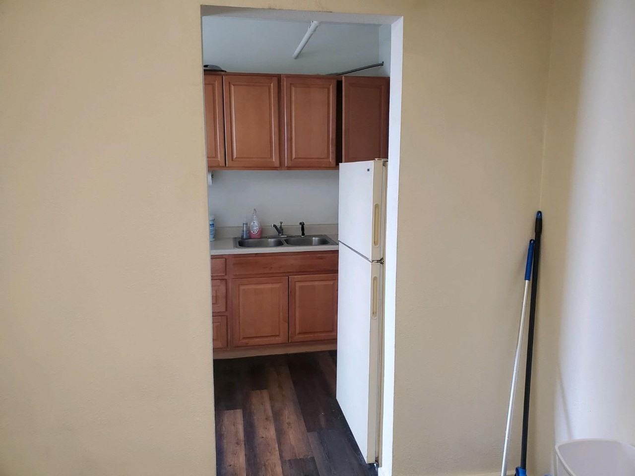 55 S Sacramento St - Photo 2 of 3