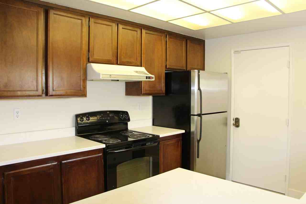 61 Barnes Ln - Photo 2 of 5