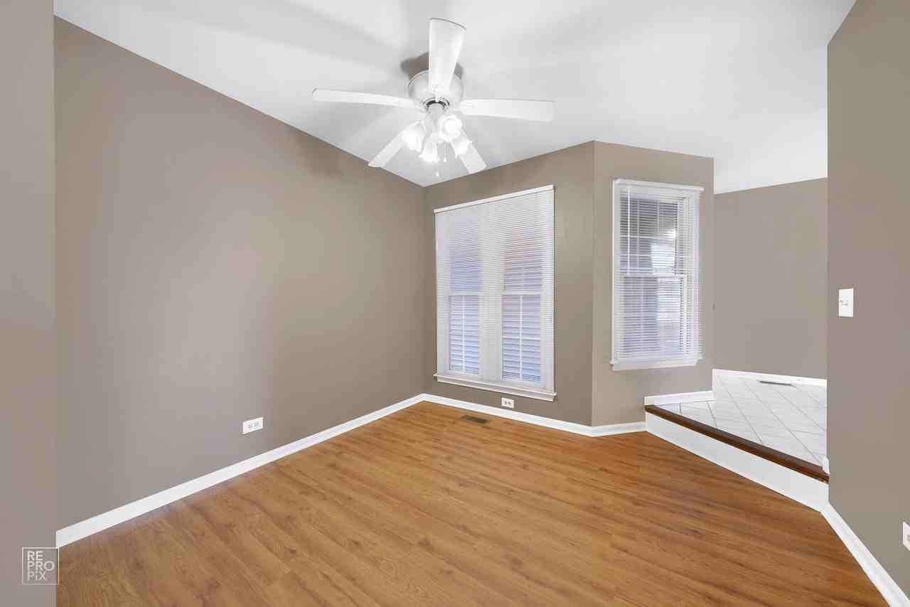 737 Bent Ridge Ln - Photo 3 of 12