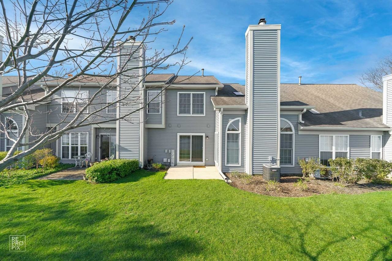 737 Bent Ridge Ln - Photo 4 of 12