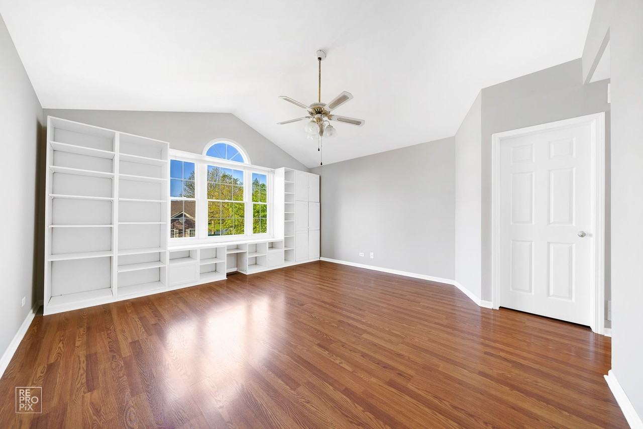 737 Bent Ridge Ln - Photo 5 of 12