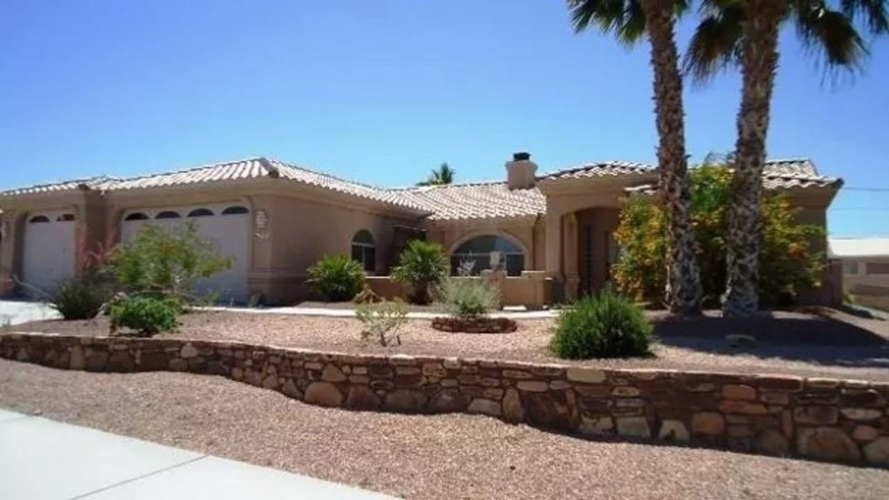 2936 Osborn Dr