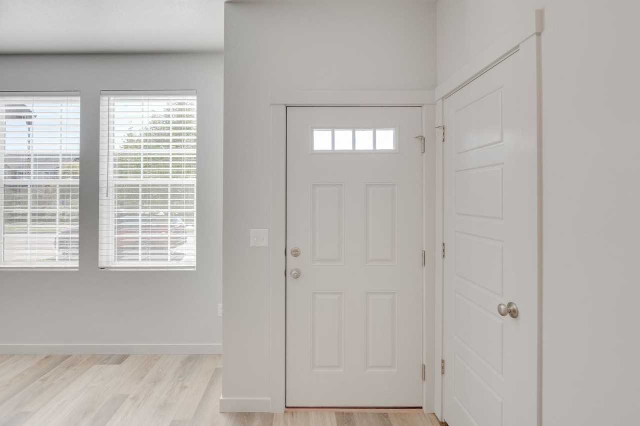 11223 W Knightsbridge Ct - Photo 2 of 22