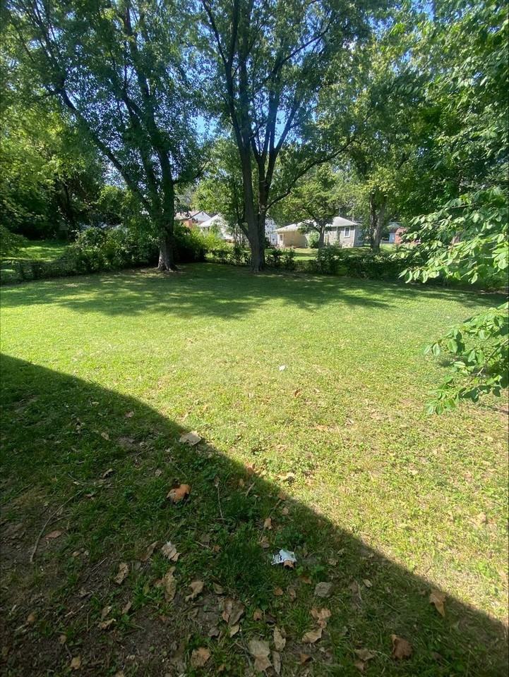 11 Anistasia Dr - Photo 2 of 21