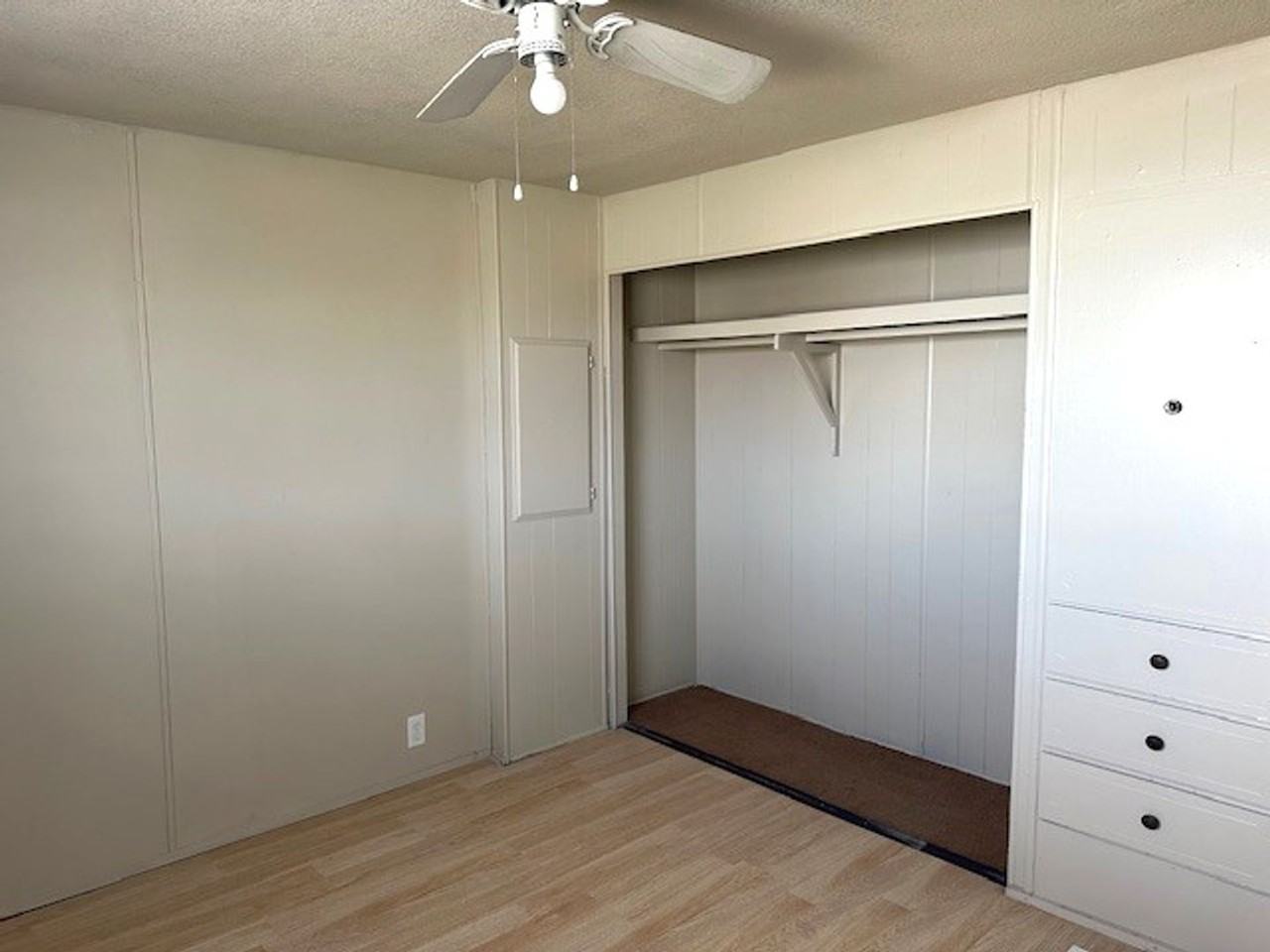 448 Westcliff Dr - Photo 6 of 10