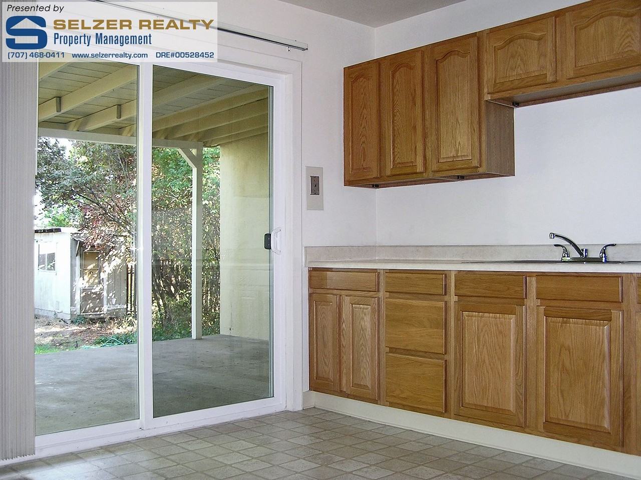 1615 S Dora St - Photo 3 of 11