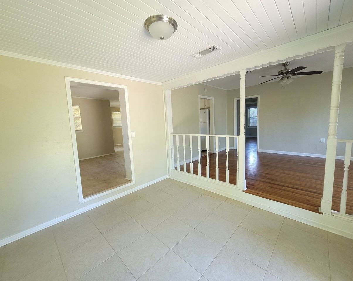 15 Audusson Ave - Photo 5 of 20