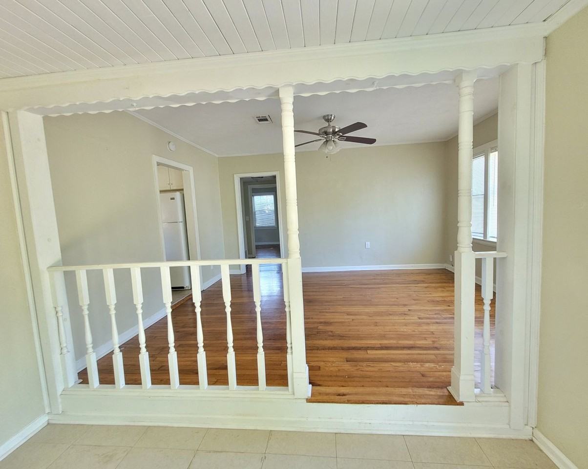 15 Audusson Ave - Photo 6 of 20