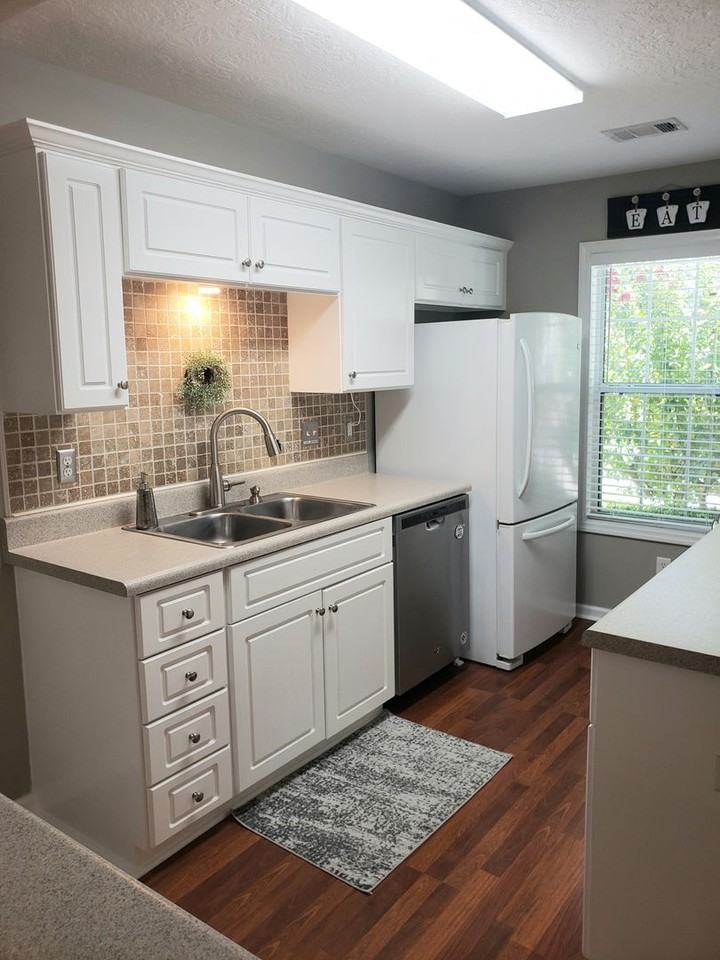 5202 Aruba Cir - Photo 5 of 33