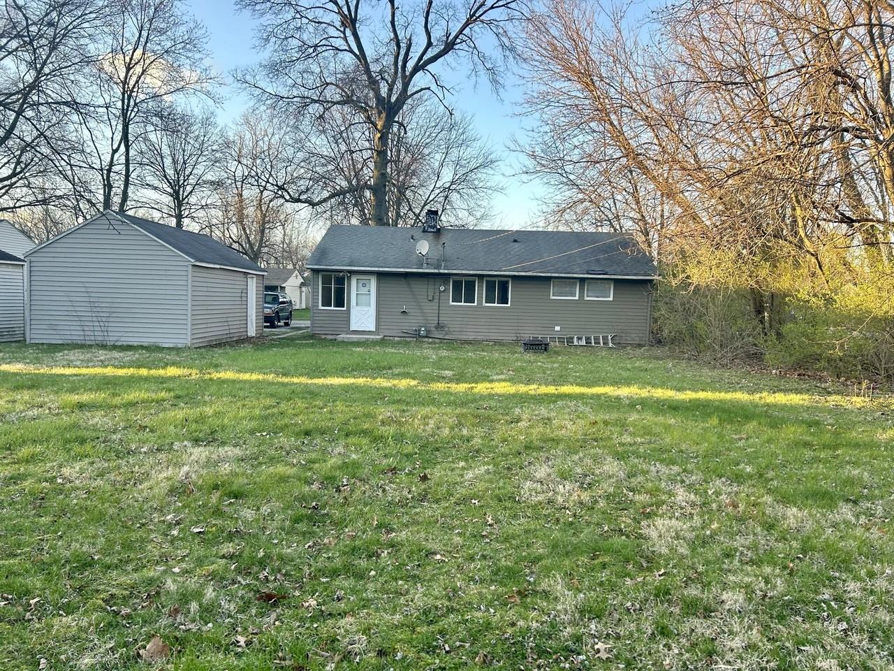 4919 Northfield Dr #NA - Photo 2 of 8