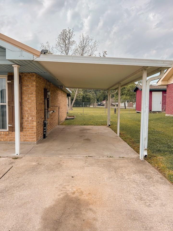 2704 Sieglinde Ct #NA - Photo 3 of 20