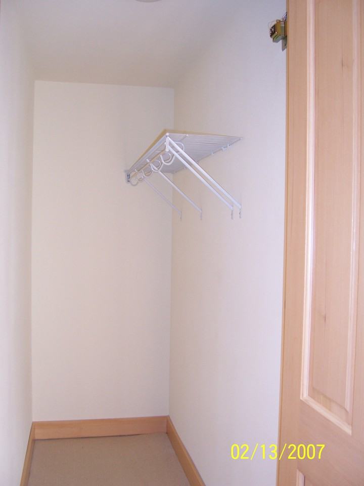 4517 8th Ave Ne #A - Photo 4 of 20
