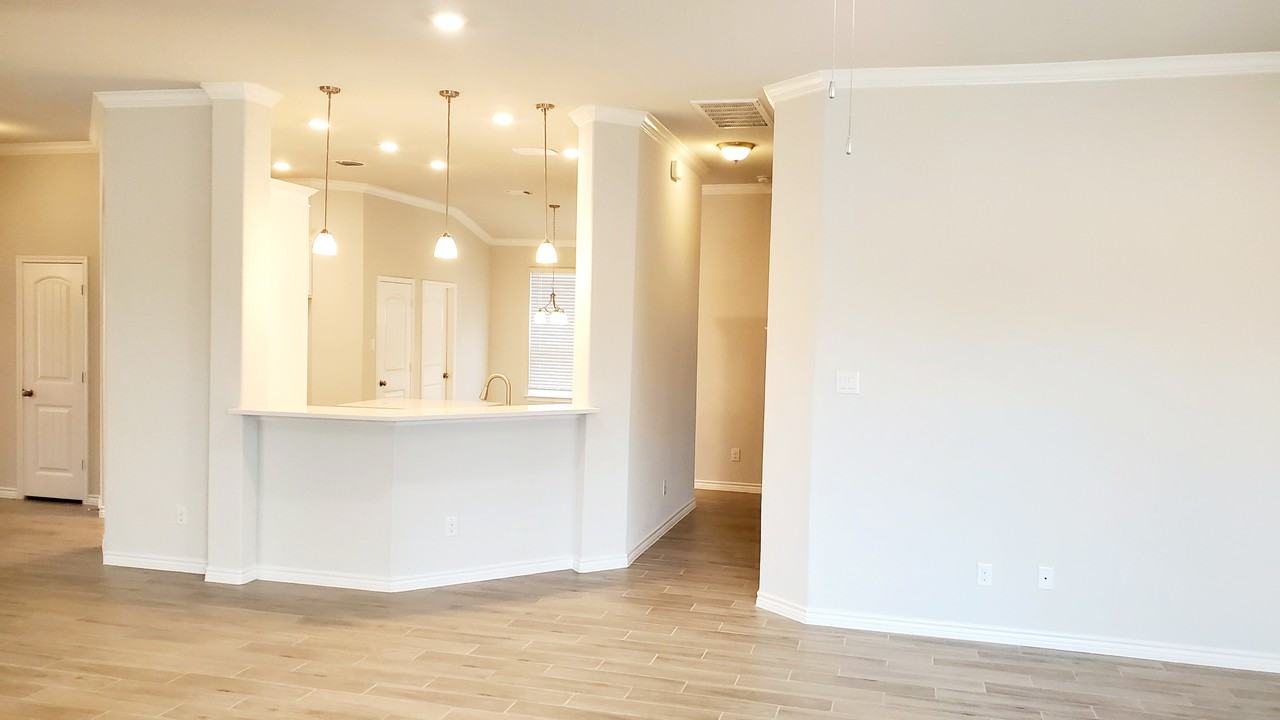 705 Lister Dr #NA - Photo 7 of 11