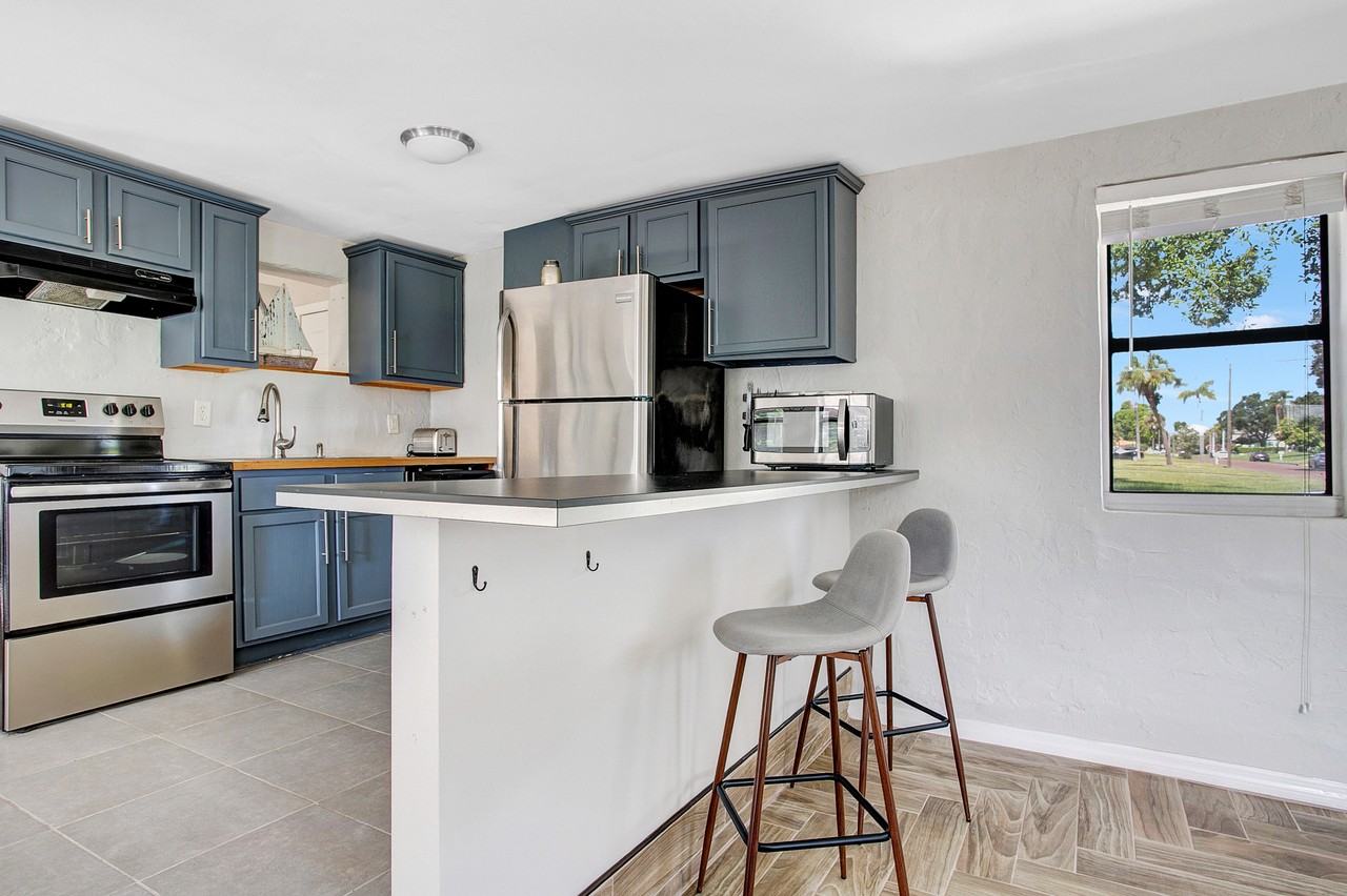 1010 W Grace St #NA - Photo 6 of 21