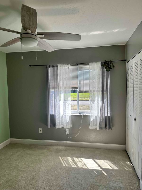 955 Schumann Dr - Photo 7 of 14