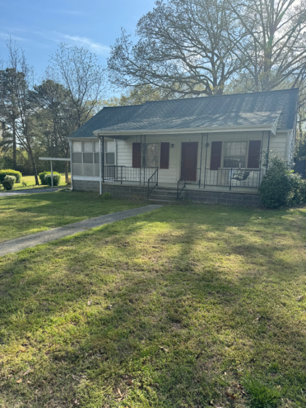 8 Mansion Dr - Photo 2 of 20