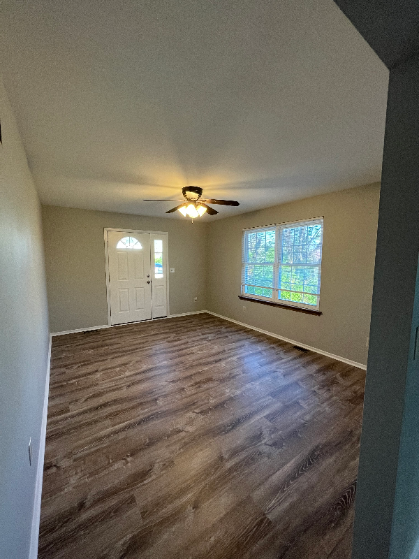 135 Creech St #135 - Photo 3 of 11