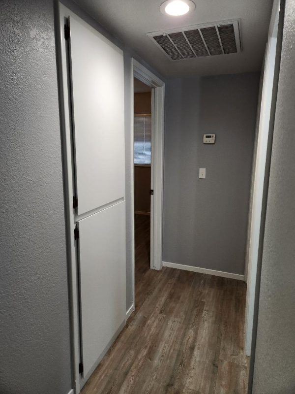 325 Springville Ct Apt B - Photo 7 of 12