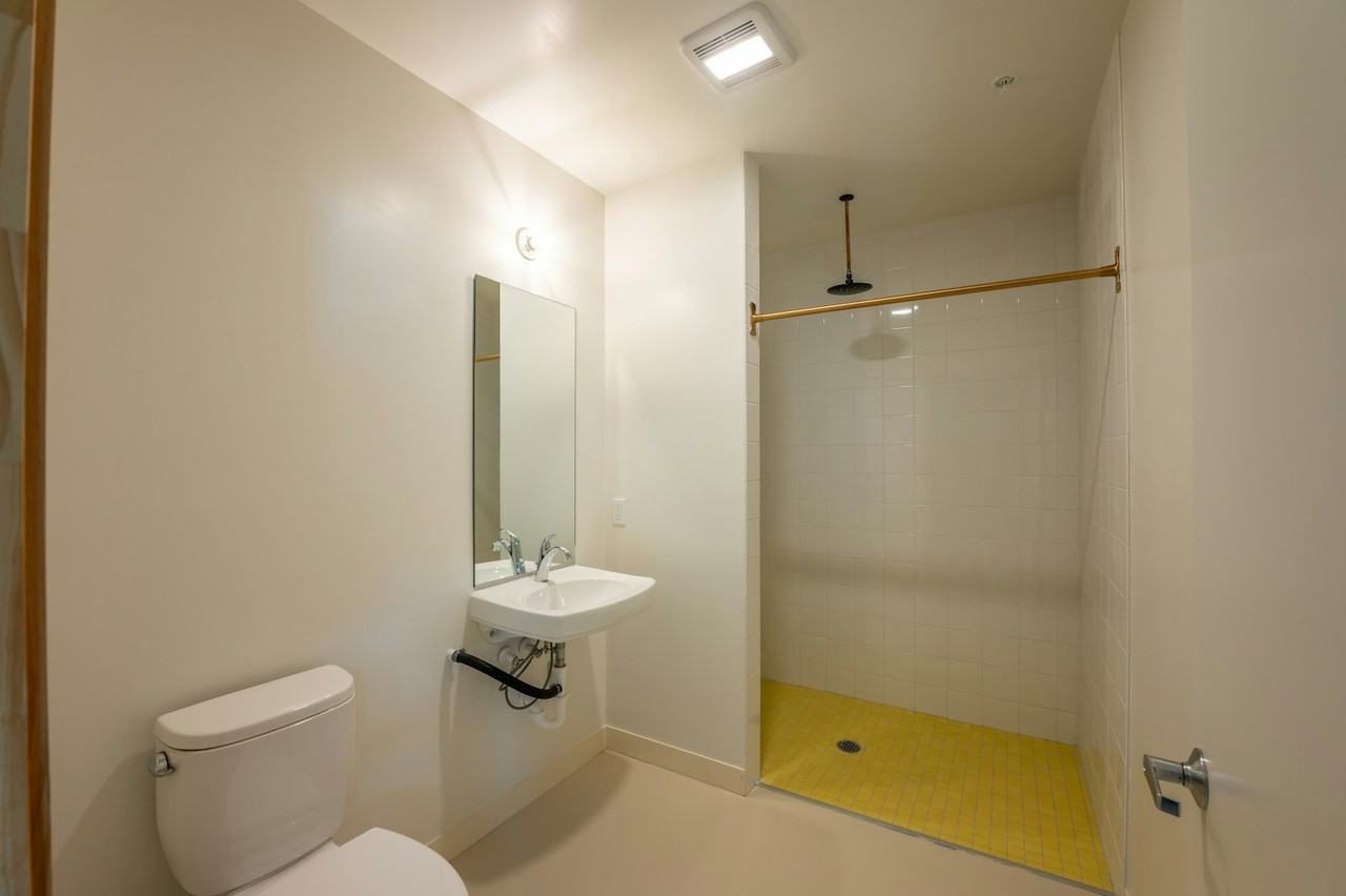 1932 Kearney Avenue, Unit 03 - Photo 4 of 35