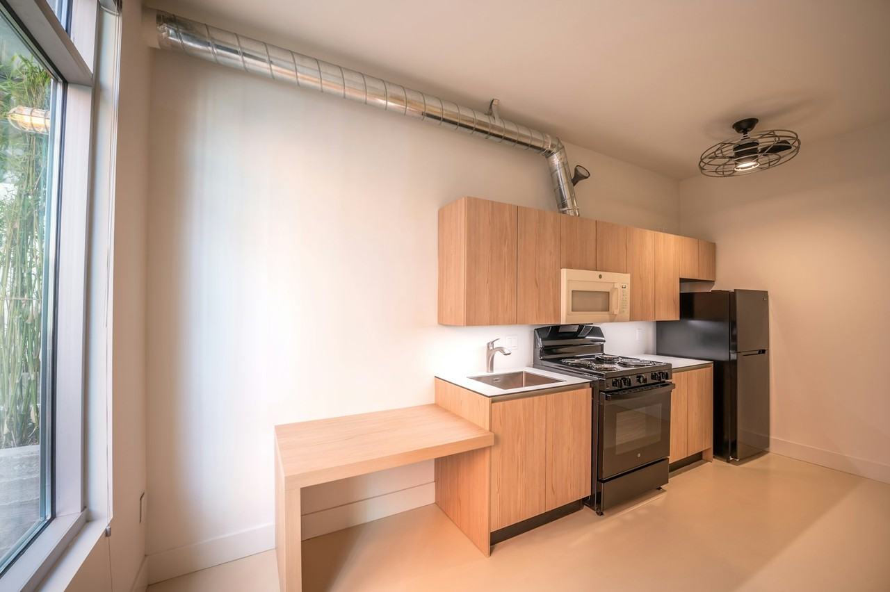 1932 Kearney Avenue, Unit 01 - Photo 7 of 35