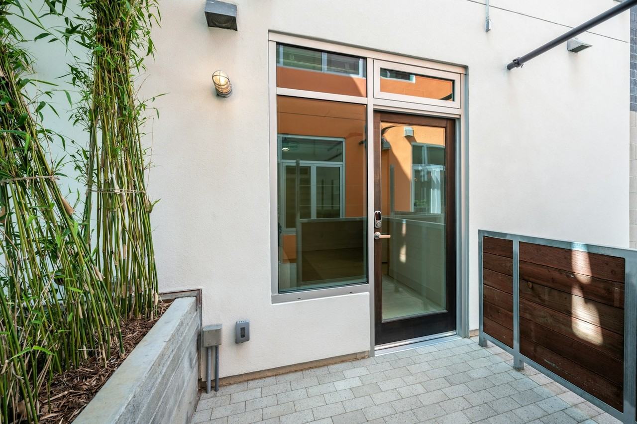 1932 Kearney Avenue, Unit 01 - Photo 4 of 35