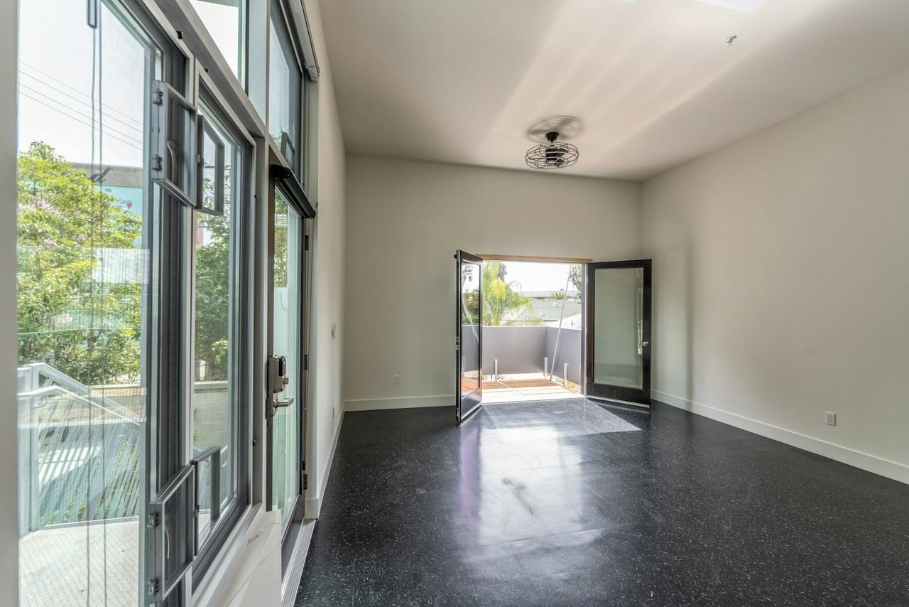 1932 Kearney Avenue, Unit 09 - Photo 2 of 36