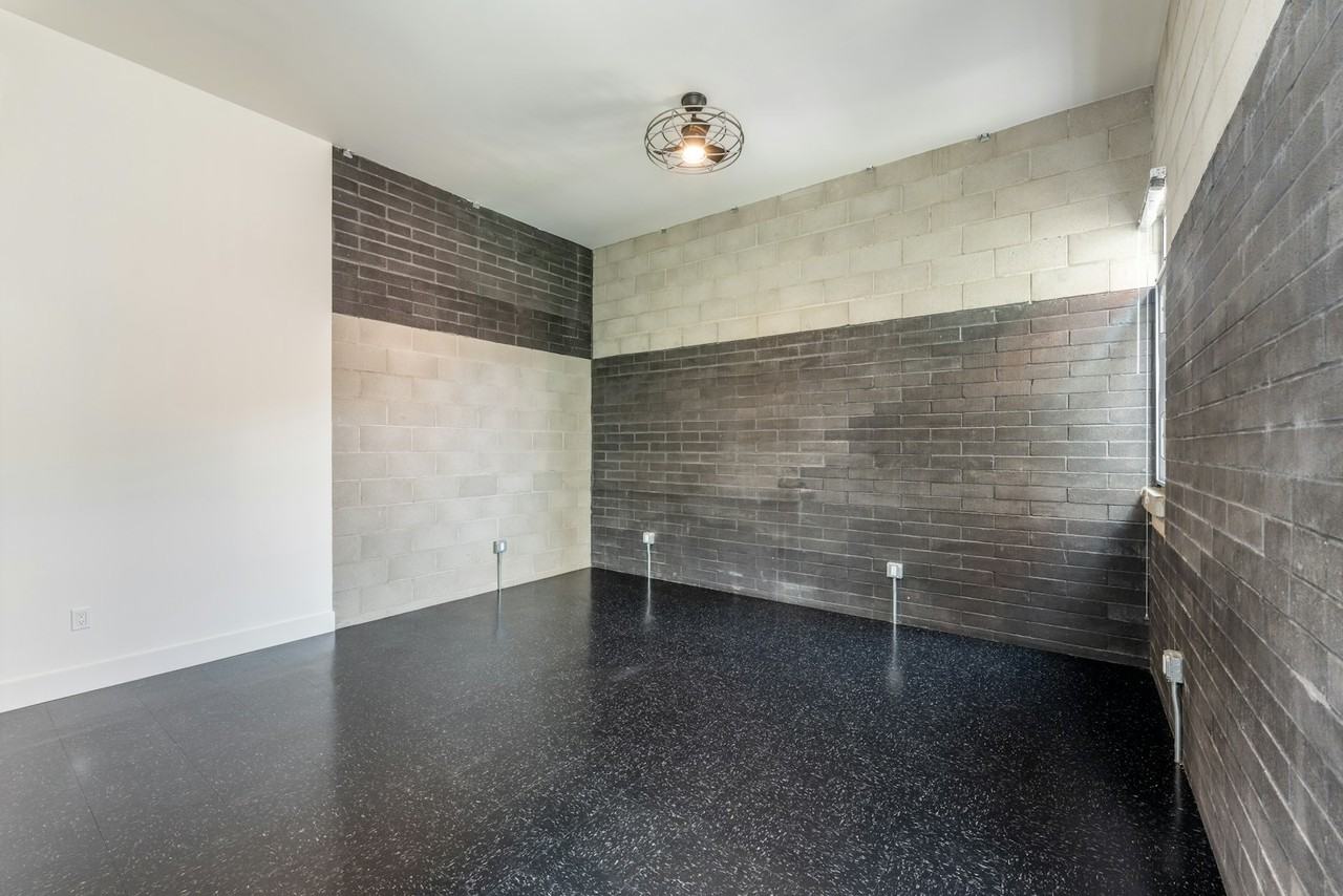 1932 Kearney Avenue, Unit 09 - Photo 4 of 36
