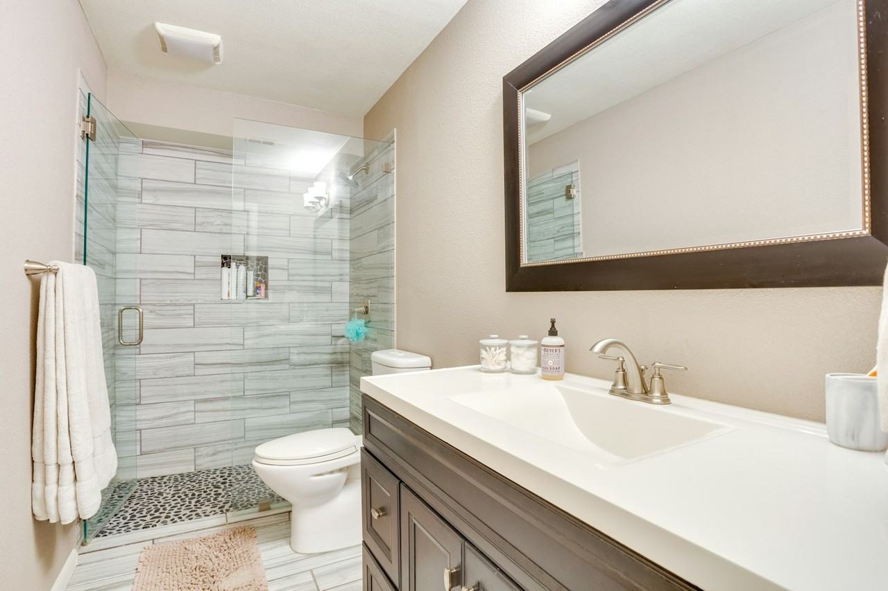 2567 Waits Avenue - Photo 6 of 18