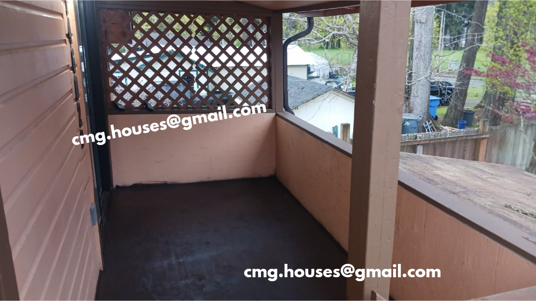 14602 Portland Avenue Southwest, Unit B - Photo 3 of 17