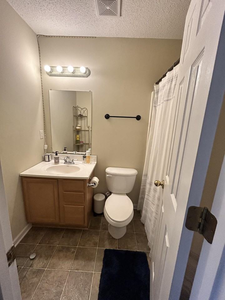 107 Ashley Way #1 - Photo 5 of 8