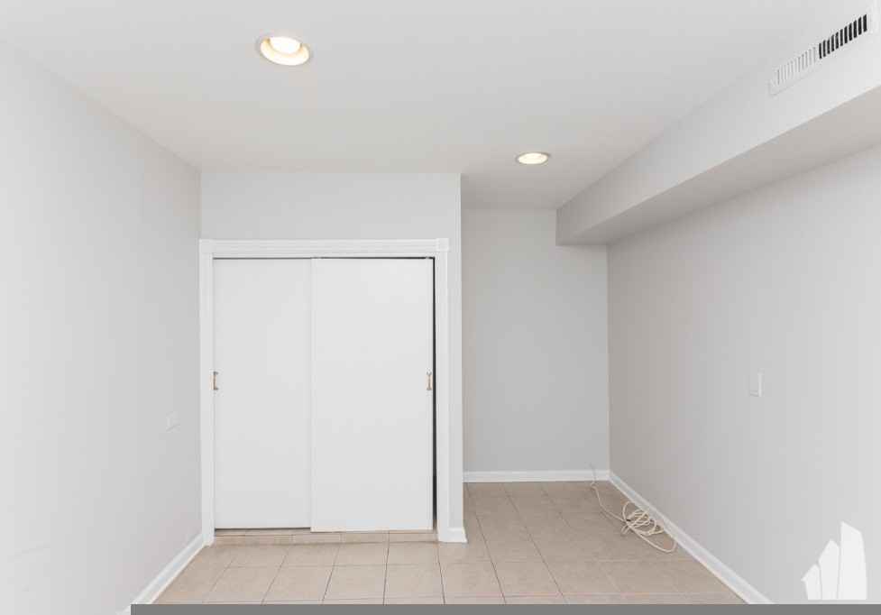 1944 N Bissell St #G - Photo 5 of 15