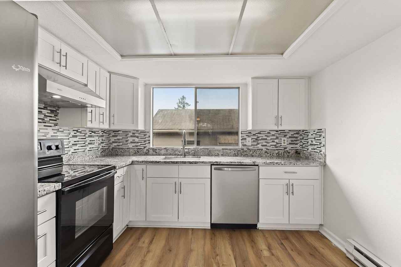 3125 S Dakota St - Photo 5 of 20