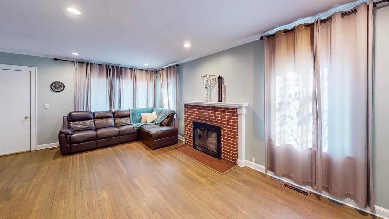 1768 Ella T Grasso Blvd - Photo 2 of 34