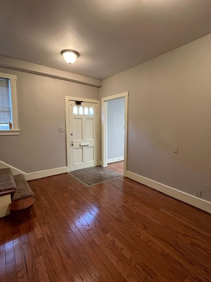 1311 S 3rd St - Photo 2 of 19