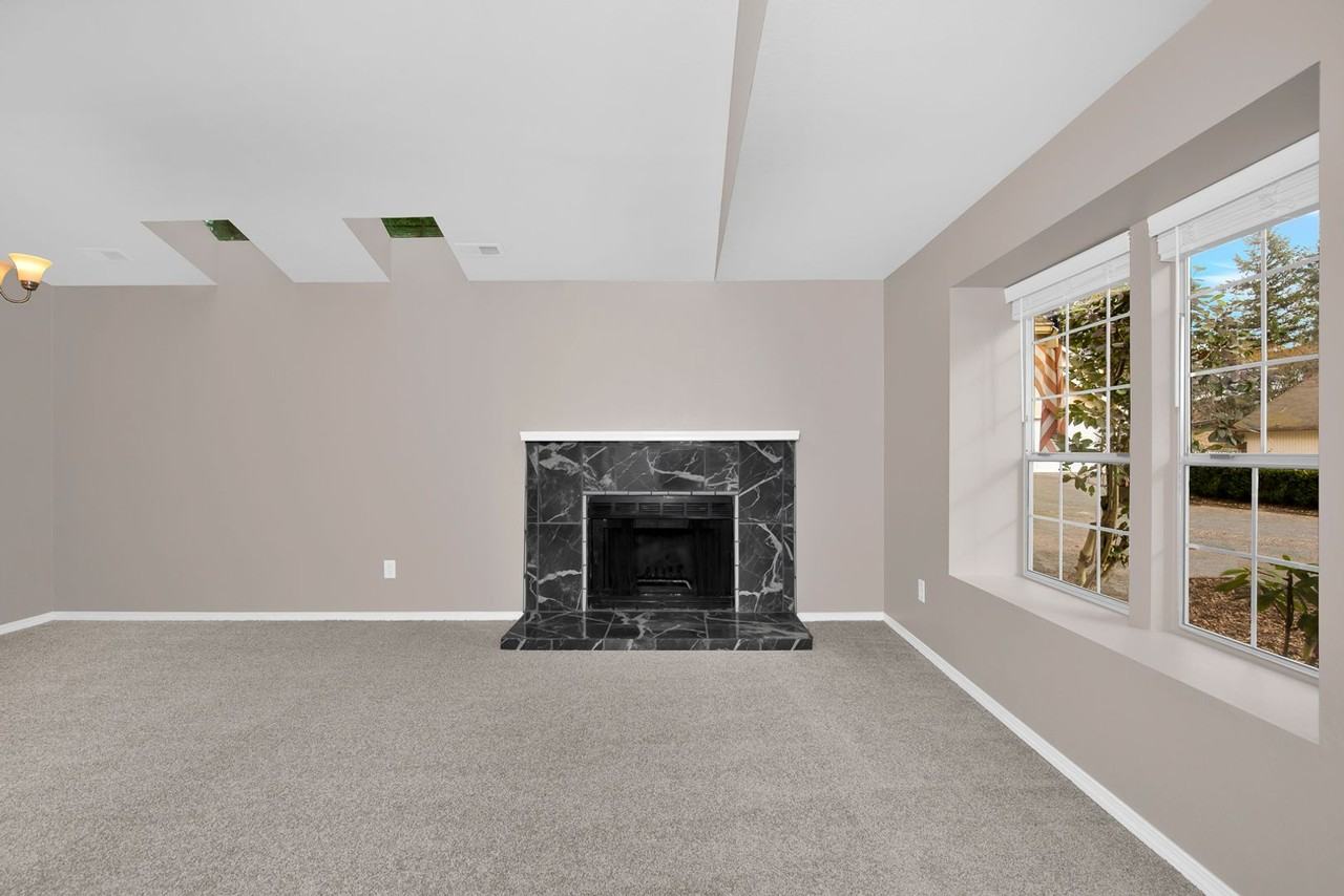 18314 Ne 92nd Ct - Photo 3 of 16