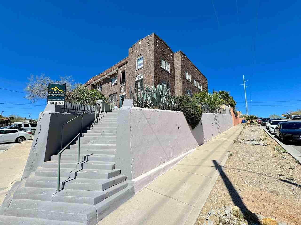 203 W California Ave, El Paso, TX 79902 1 Bedroom Apartment for 750
