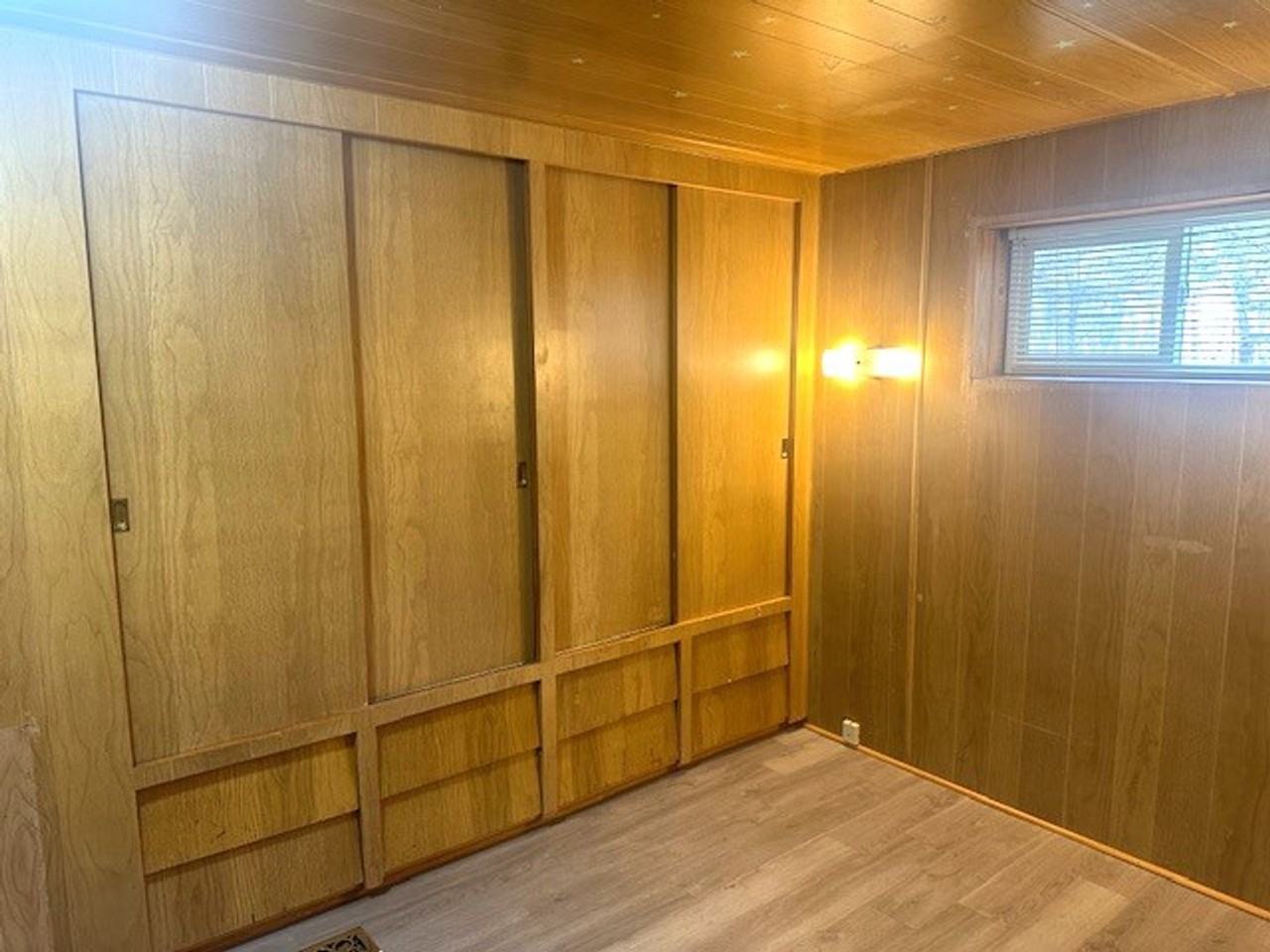 241 Bullion Rd - Photo 3 of 13